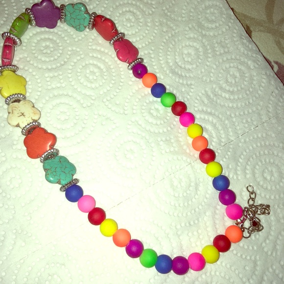 Necklace - Picture 1 of 1